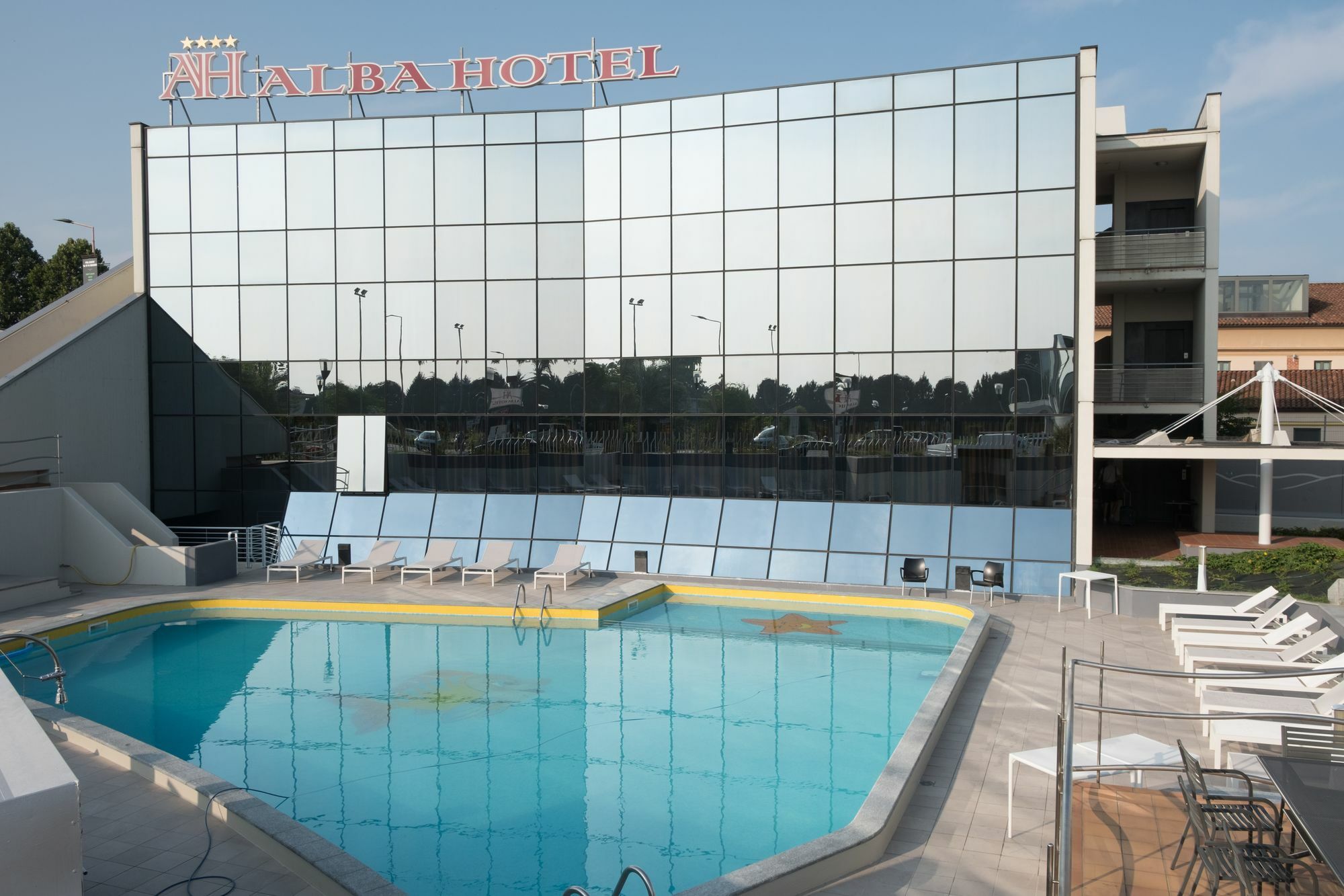 Alba Hotel Exterior foto